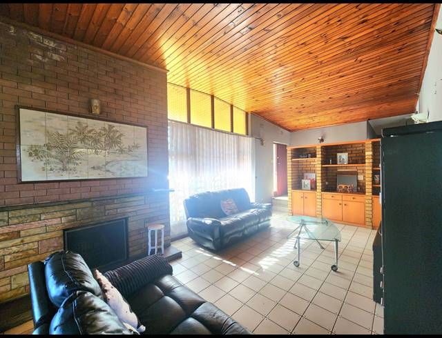 3 BEDROOM HOUSE FOR SALE IN RICHMOND ESTATE